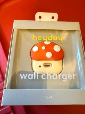 HeyDay Mushroom wall charger
